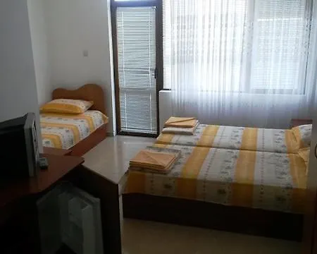 кадиеви Casa de hóspedes Primorsko